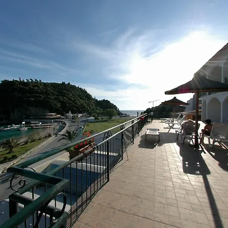 Apollon Corfu Paleokasztríca