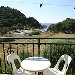 Apollon Corfu 2* باليوكاستريتسا
