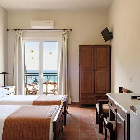 Apollon Corfu فندق 2*