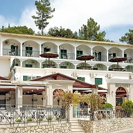 Apollon Corfu מלון 2*