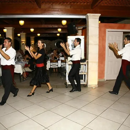 Apollon Corfu 팔레오카스트리차